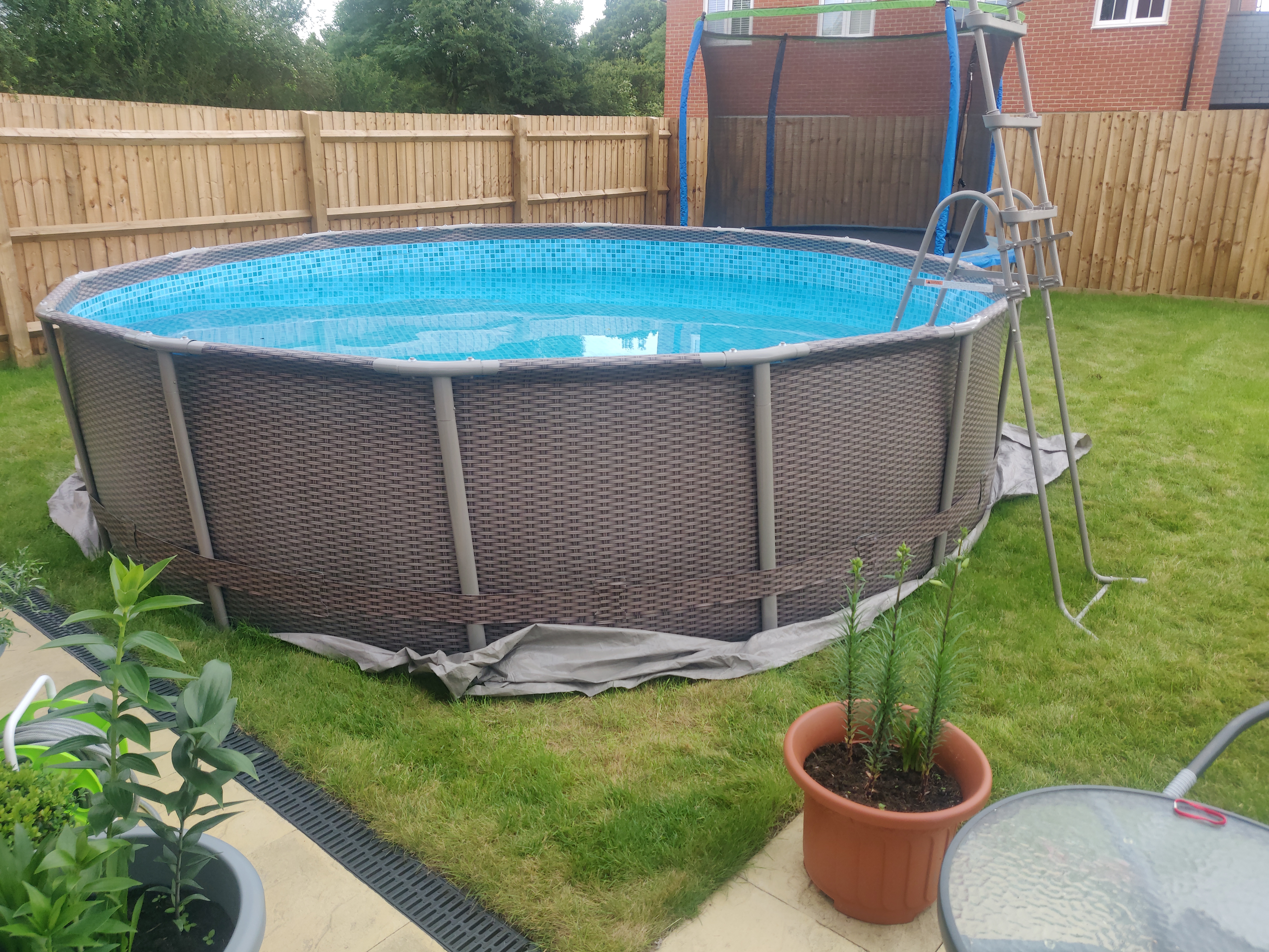 【Sports&Outdoors】14ft x 42in Rattan Finish Metal Frame Swimming Pool Set