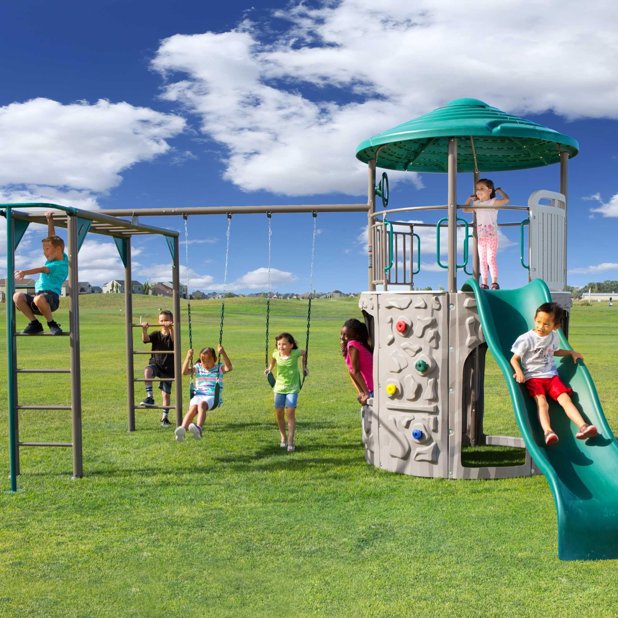【Sports & Outdoor】Lifetime Adventure Tower Deluxe Playset