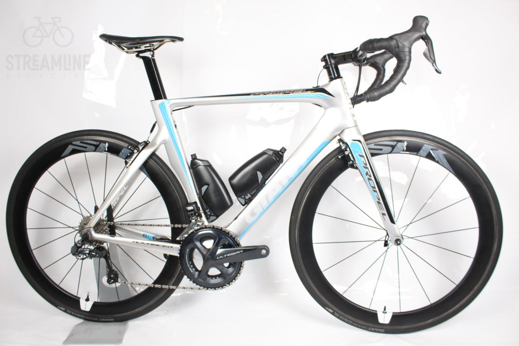 Giant Propel Advanced - Carbon Road Bike - Grade: Excellent